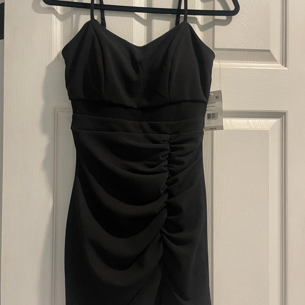 Black mini bodycon dress!
